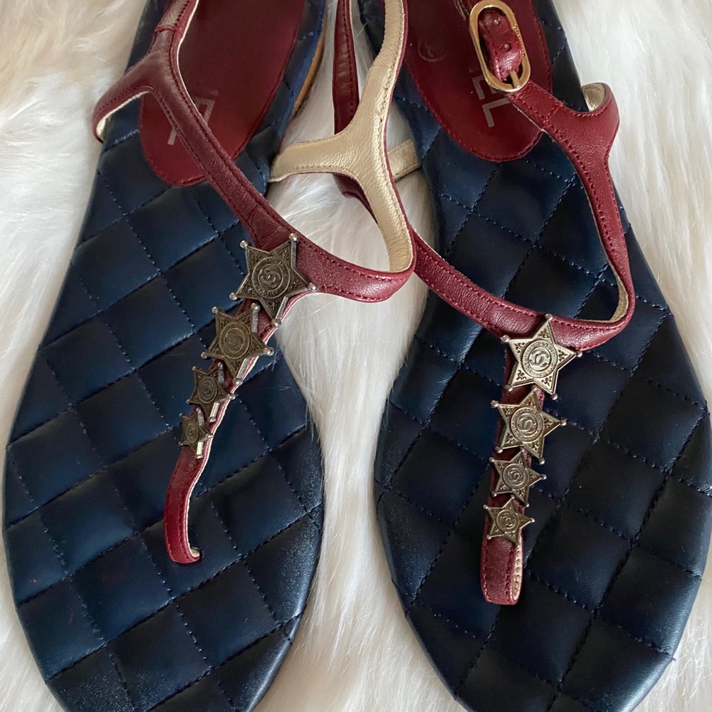 Chanel leather sandals - Picture 3 of 14